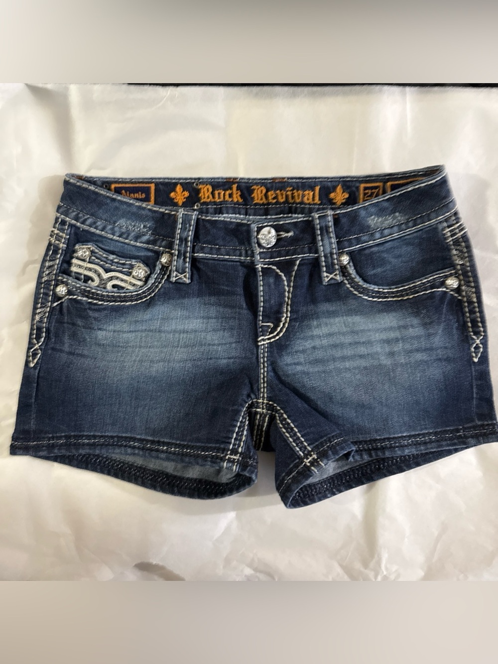 Rock Revival nwot Alanis  Women's Indigo Distressed Denim Shorts